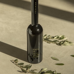 [0AVS50] Aceite de Oliva Virgen Extra 100 % 500 ml VEGAMAR Estuchado